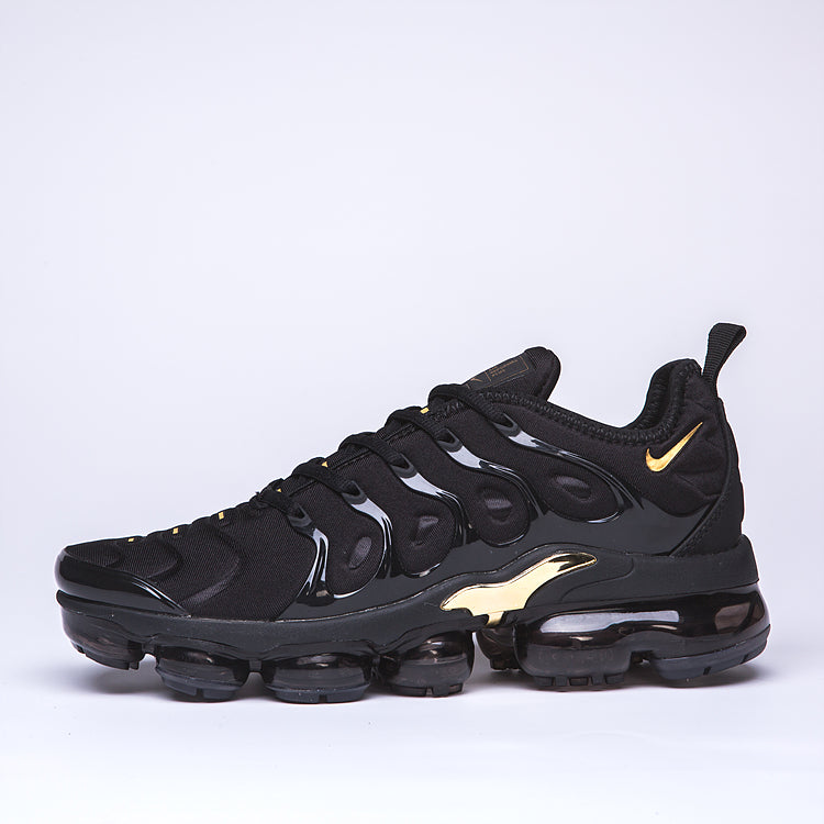 VAPORMAX PLUS TN BLACK