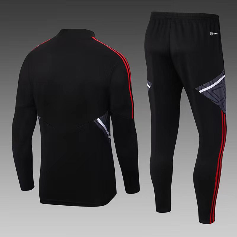 TRACKSUIT MANCHESTER UNITED 2021/22